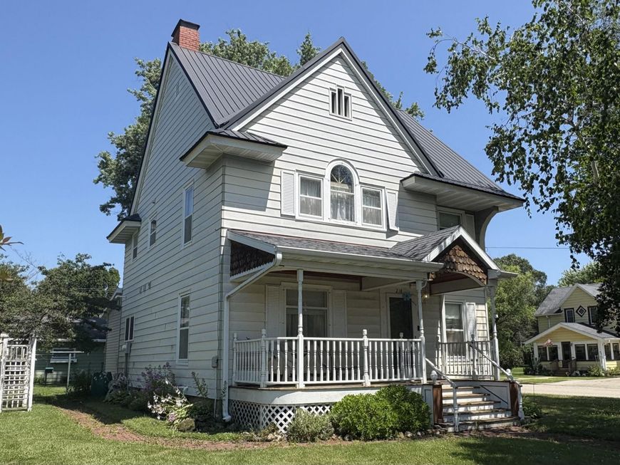 Main Photo