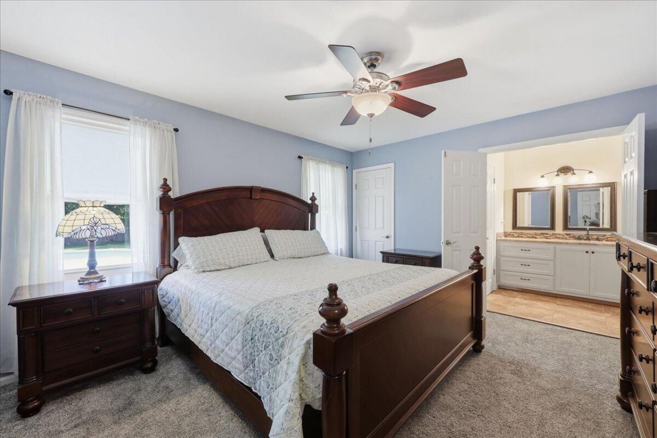 403 Chessington Circle Photo 22