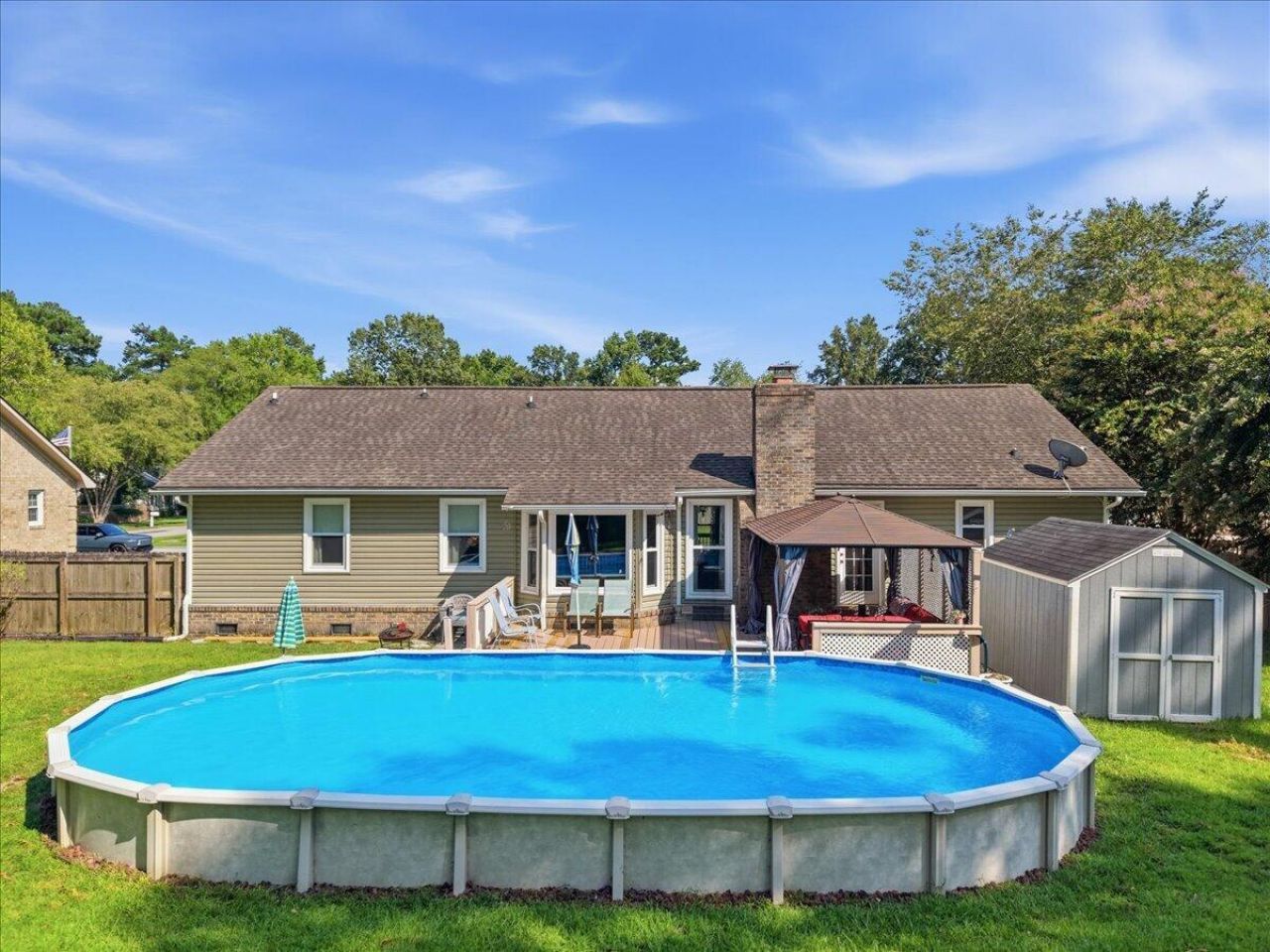 403 Chessington Circle Photo 41