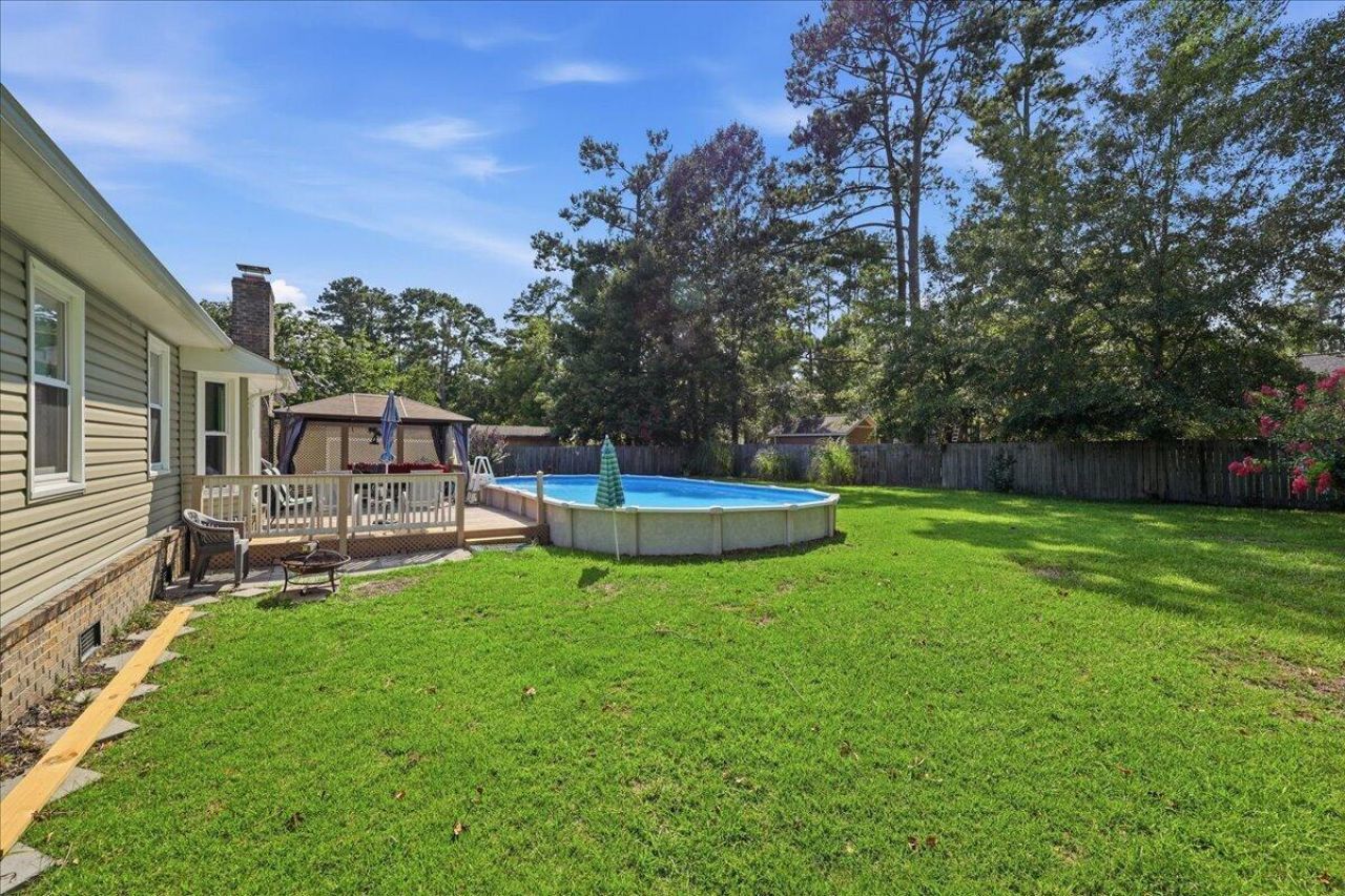 403 Chessington Circle Photo 43
