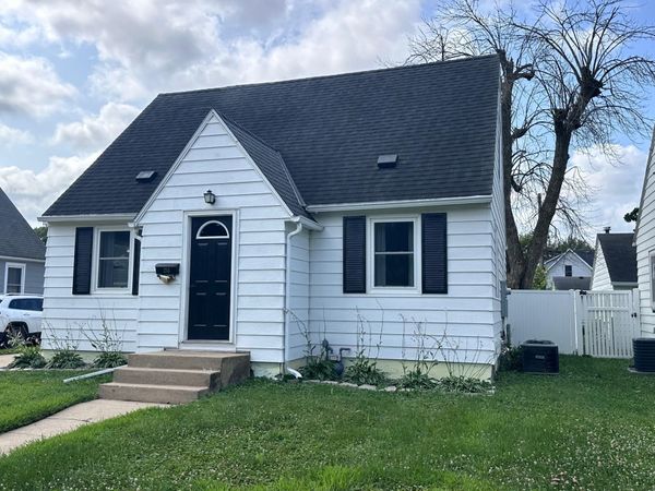 213 11th Avenue SW, Austin, MN 55912