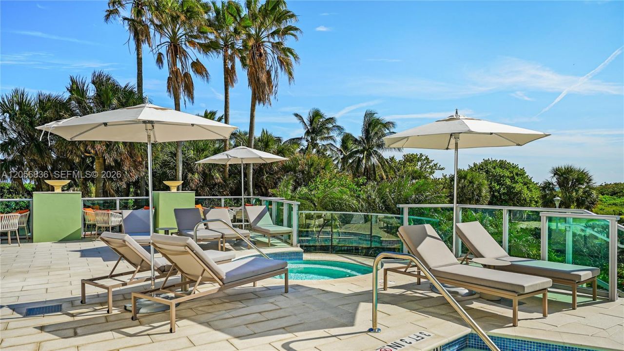 1455 Ocean Dr , Unit 703, Miami Beach, FL 33139 Photo