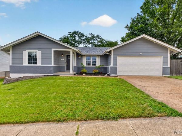 703 Wagon Ridge Drive, Fenton, MO 63026
