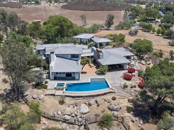 20391 Rancho Villa , Ramona, CA 92065