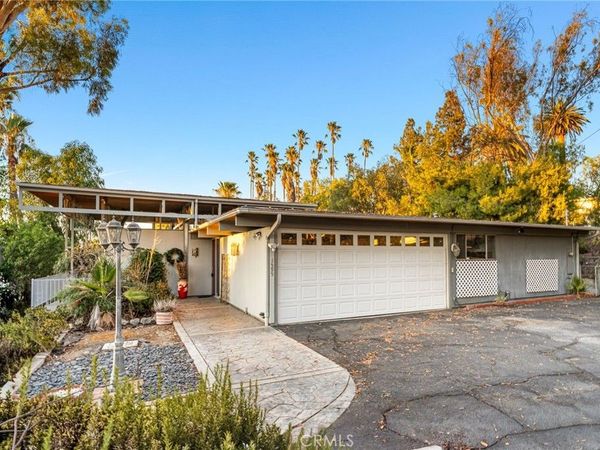 1595 Cherokee Road , Corona, CA 92881