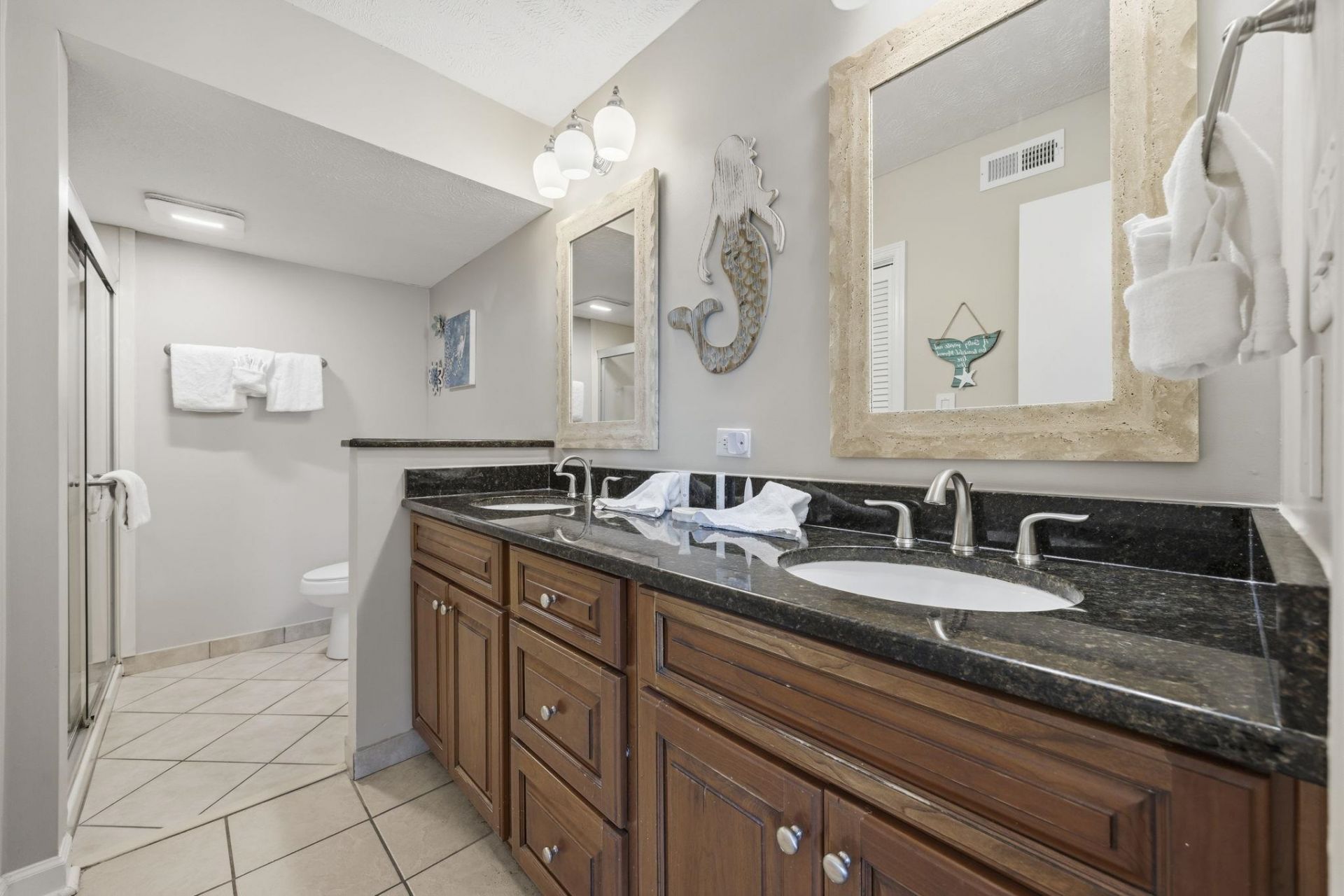 5507 N N Ocean Blvd.  Photo 25