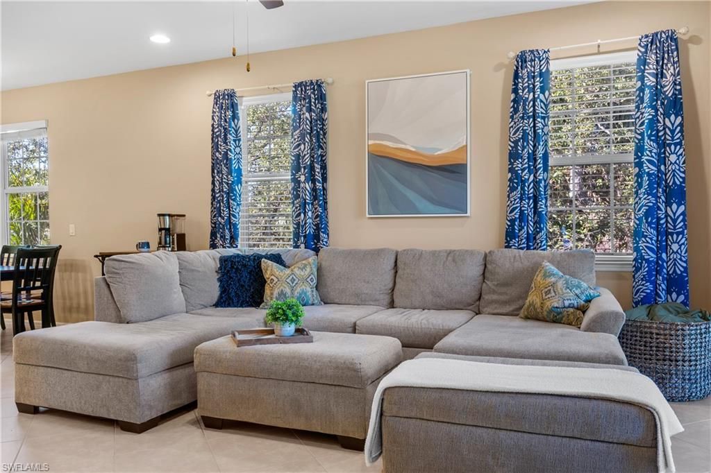 5790 Harbour Club Rd , Unit 201, Fort Myers, FL 33919 Photo