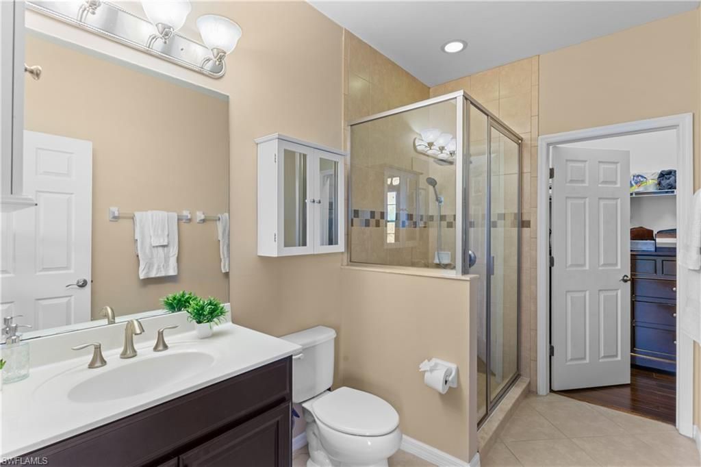 5790 Harbour Club Rd , Unit 201, Fort Myers, FL 33919 Photo