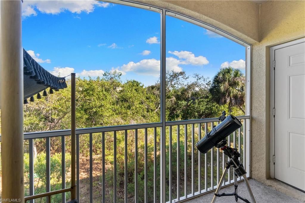 5790 Harbour Club Rd , Unit 201, Fort Myers, FL 33919 Photo