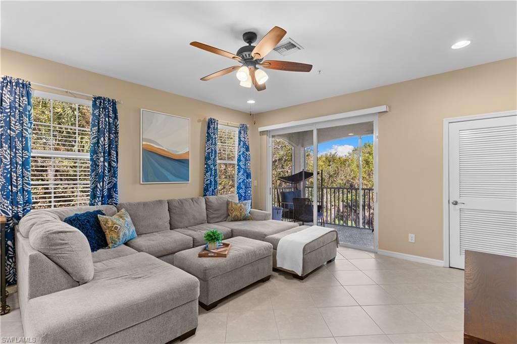 5790 Harbour Club Rd , Unit 201, Fort Myers, FL 33919 Photo