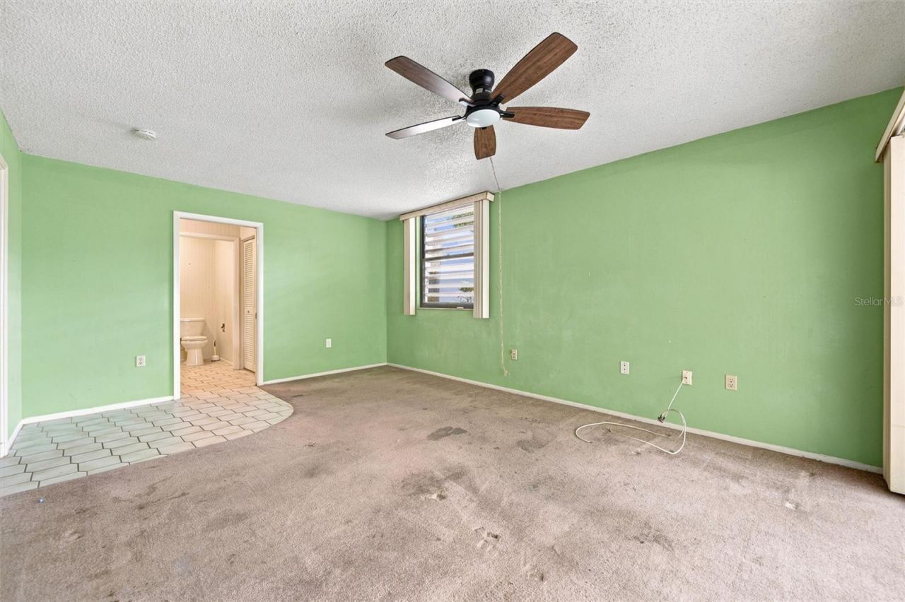 240 Sherwood Drive , Bradenton, FL 34210 Photo