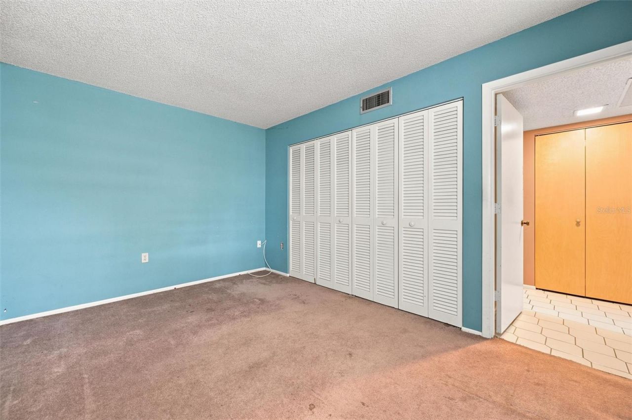 240 Sherwood Drive , Bradenton, FL 34210 Photo