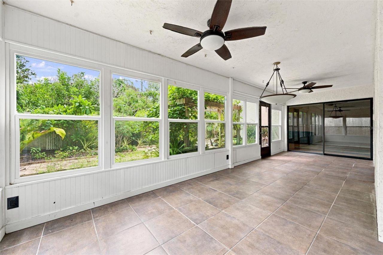 240 Sherwood Drive , Bradenton, FL 34210 Photo