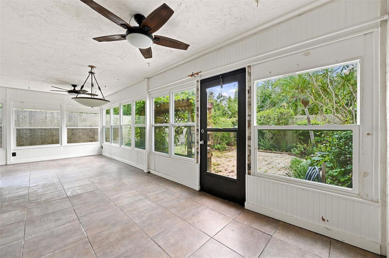 240 Sherwood Drive , Bradenton, FL 34210 Photo