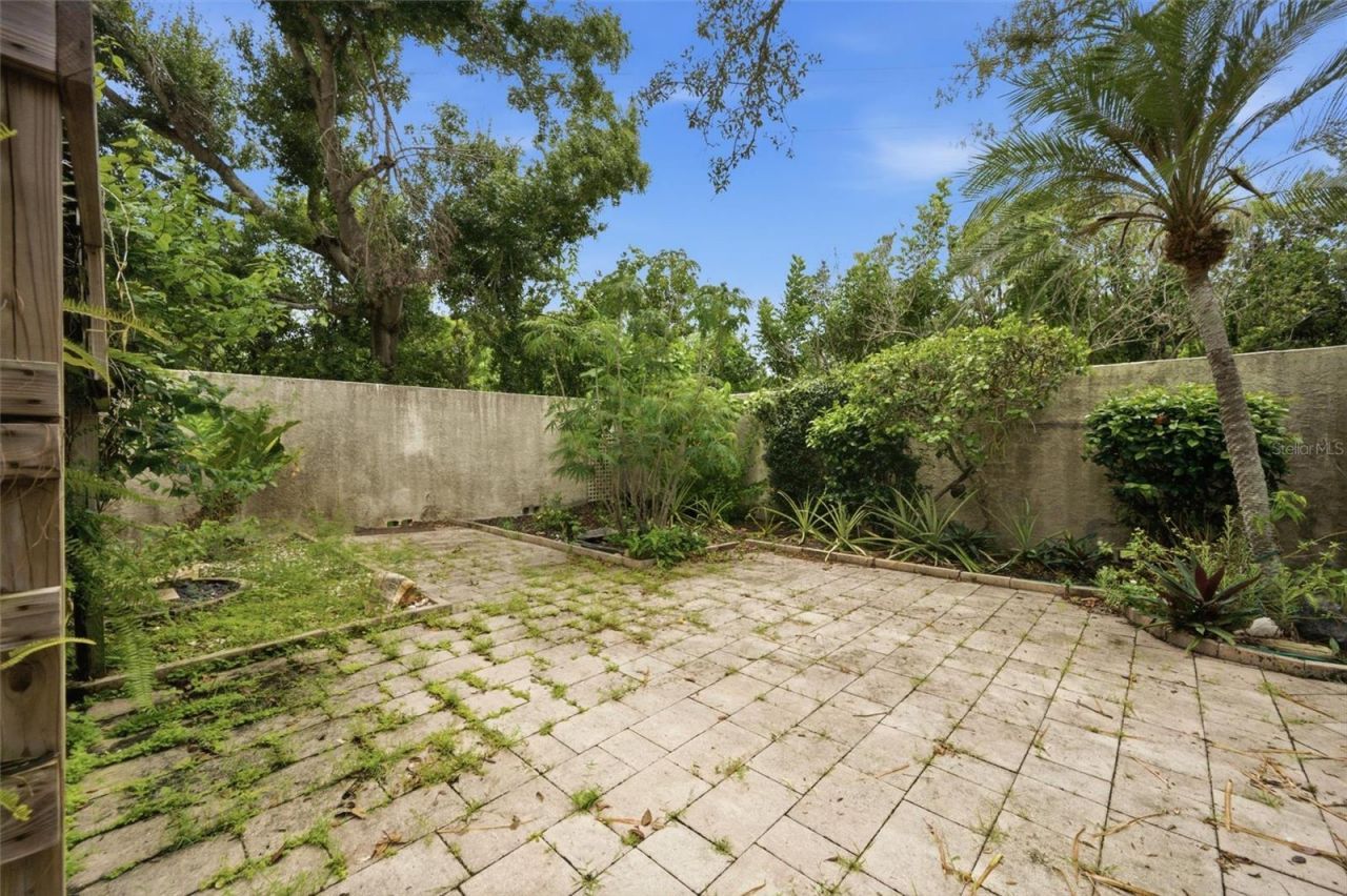 240 Sherwood Drive , Bradenton, FL 34210 Photo