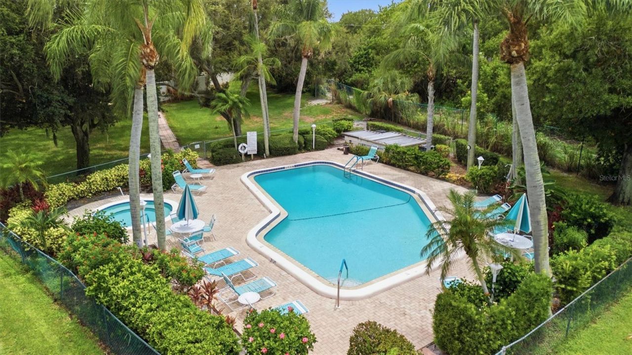 240 Sherwood Drive , Bradenton, FL 34210 Photo