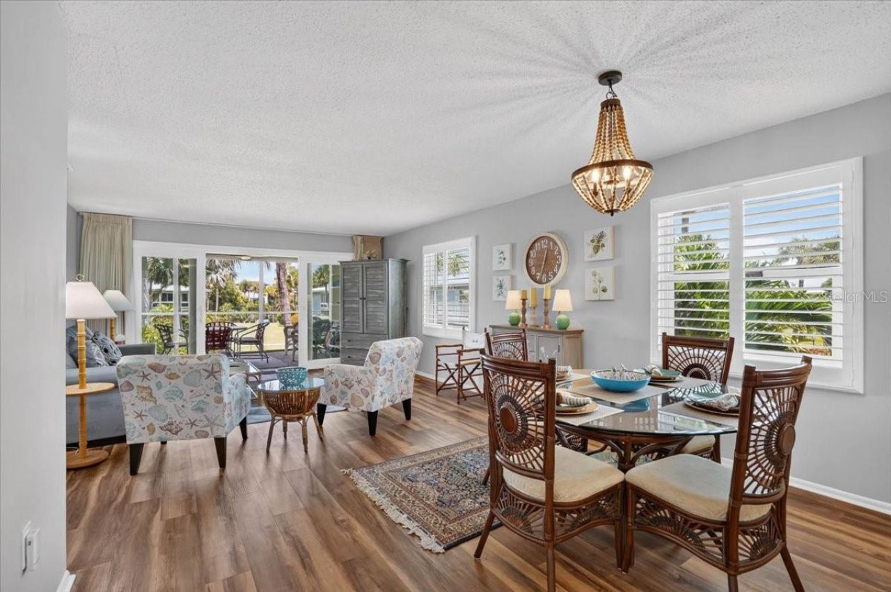600 Manatee Avenue, Unit 230, Holmes Beach, FL 34217 Photo