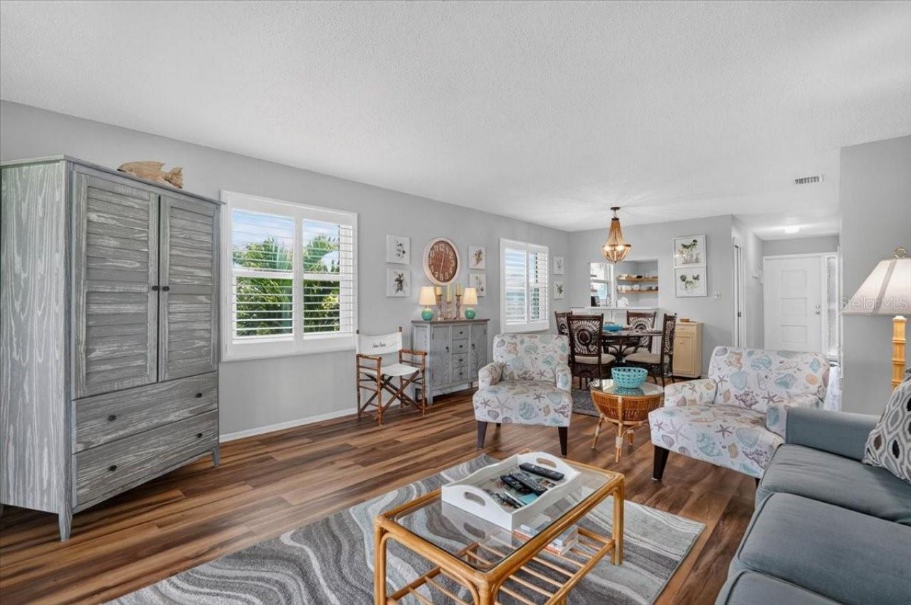 600 Manatee Avenue, Unit 230, Holmes Beach, FL 34217 Photo