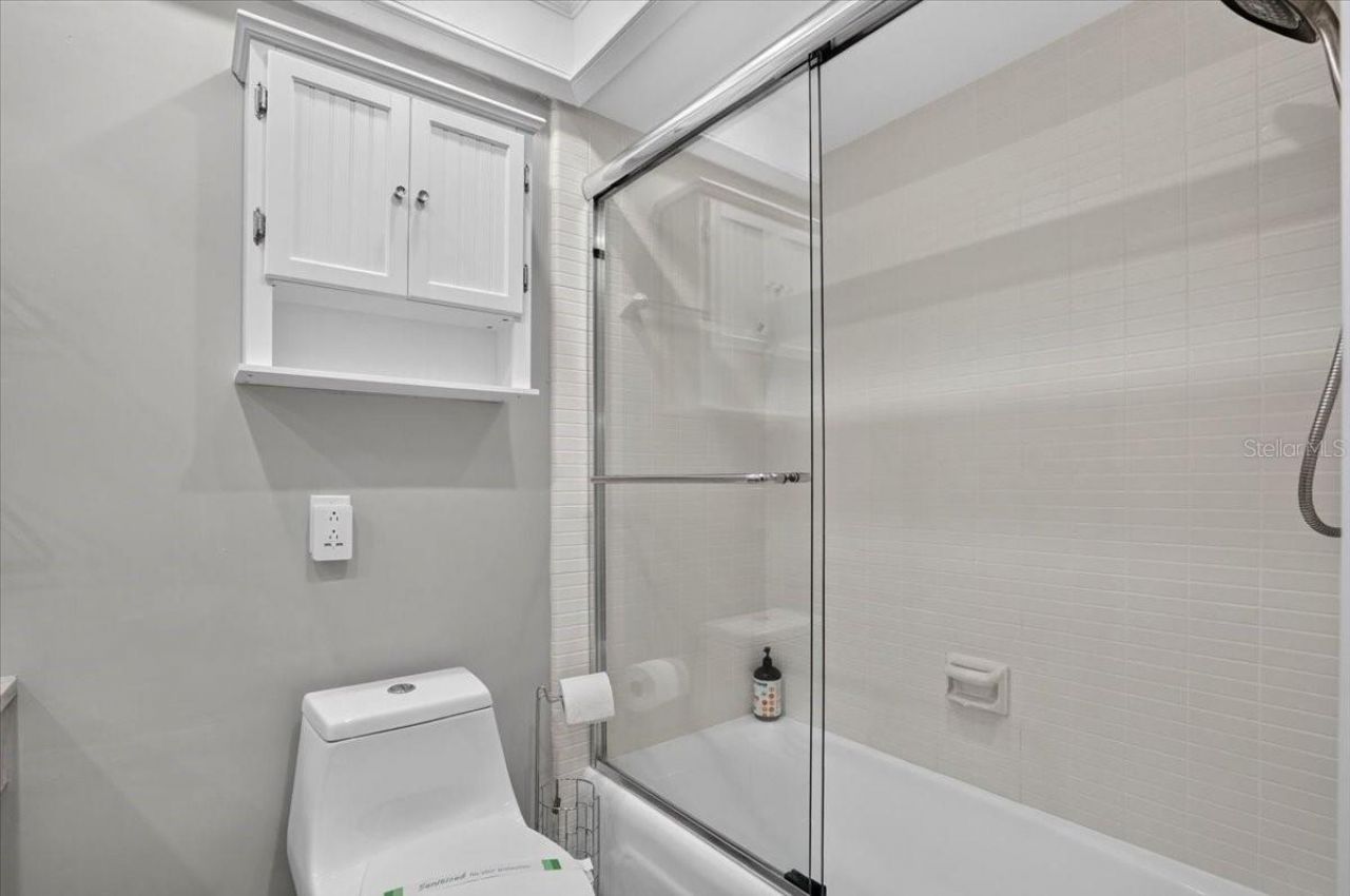 600 Manatee Avenue, Unit 230, Holmes Beach, FL 34217 Photo