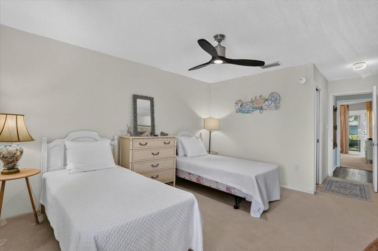 600 Manatee Avenue, Unit 230, Holmes Beach, FL 34217 Photo