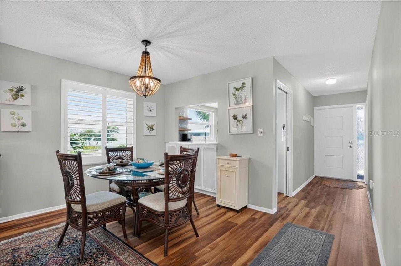 600 Manatee Avenue, Unit 230, Holmes Beach, FL 34217 Photo