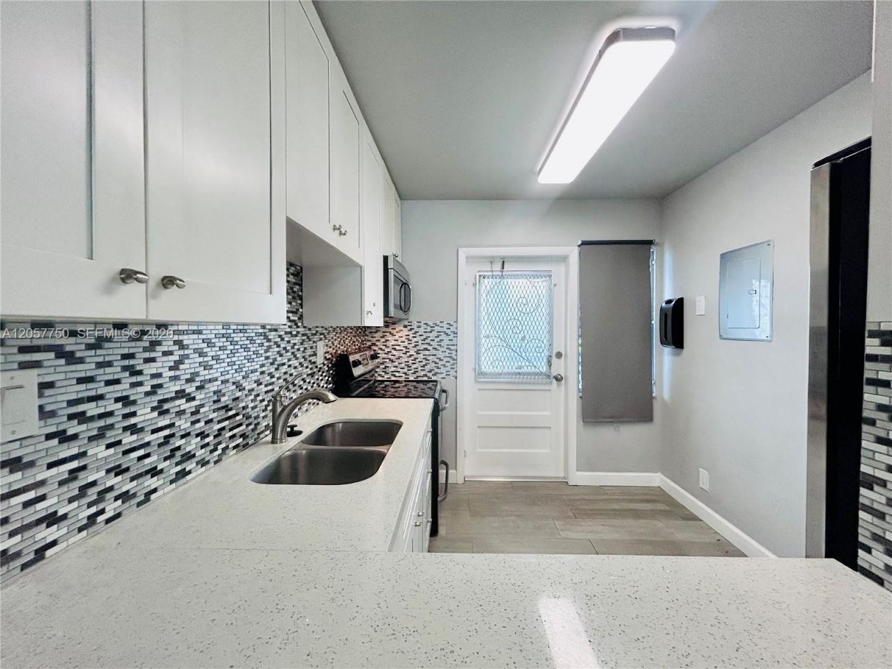 2300 Park Ln, Unit 201, Hollywood, FL 33021 Photo