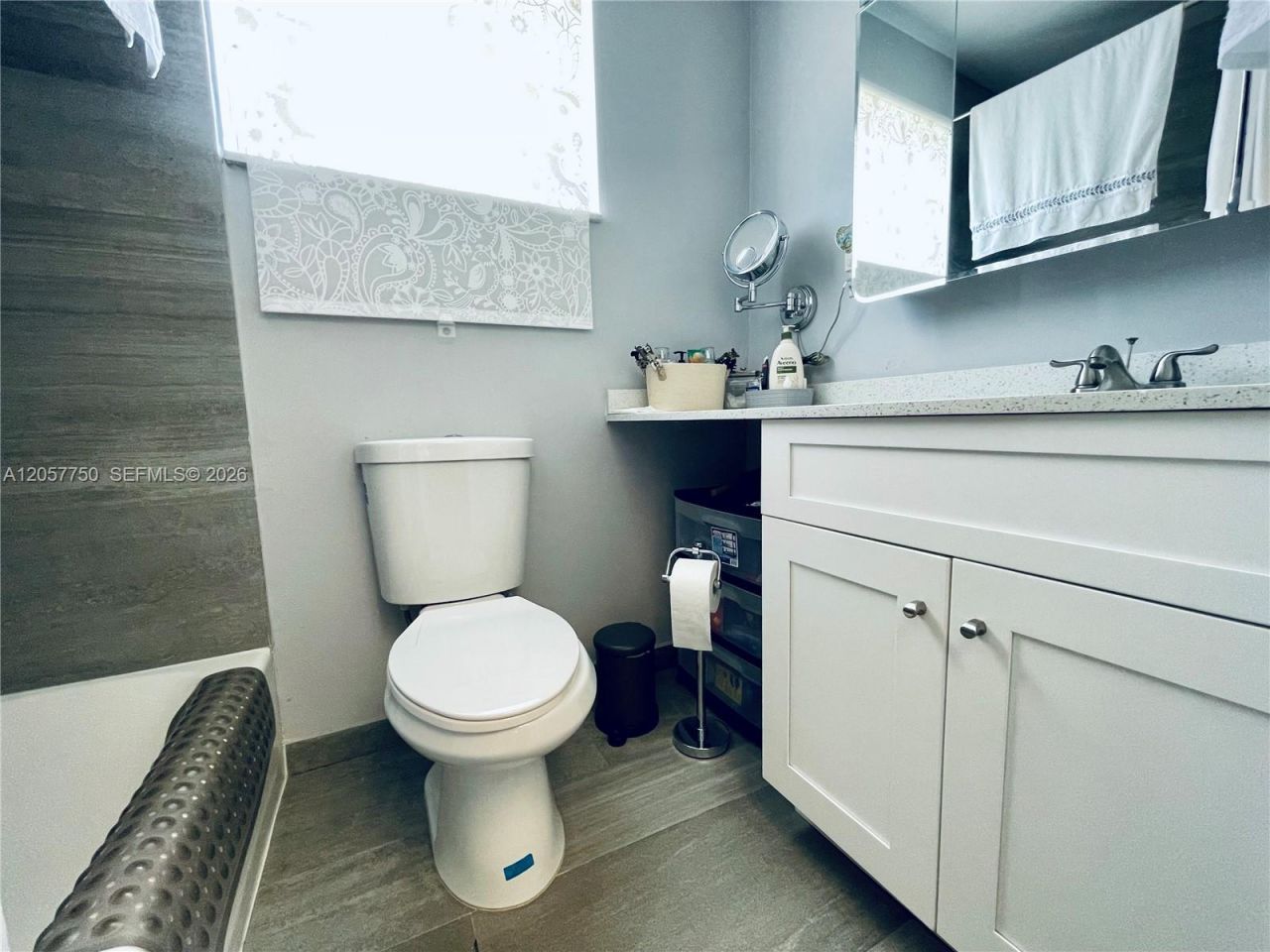 2300 Park Ln , Unit 201, Hollywood, FL 33021 Photo