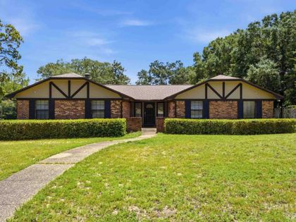 6230 Starhill Dr Milton, FL 32570