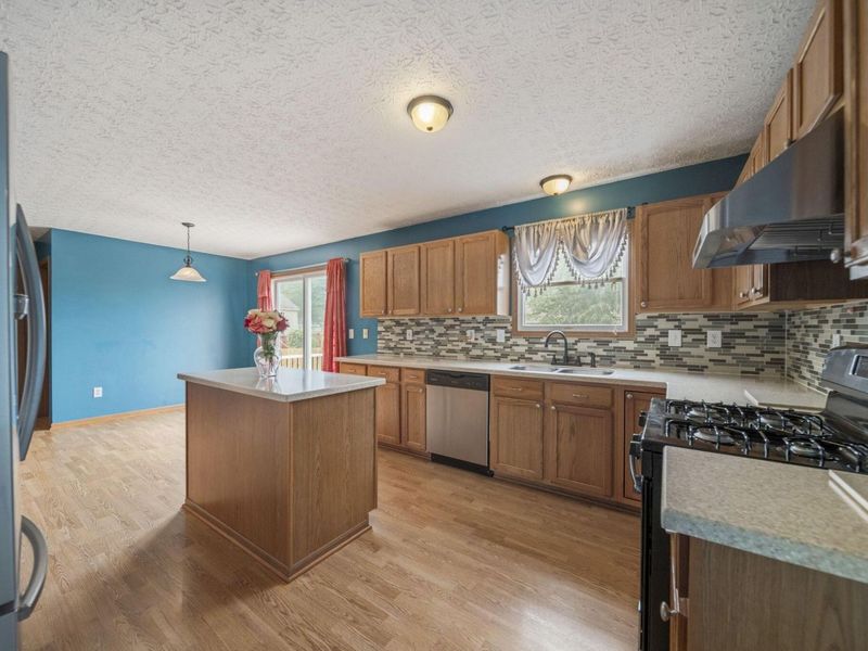 8579 Abilene Drive, Blacklick, OH 43004 Photo 7