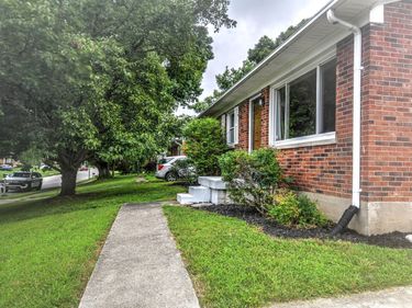 169 Manitoba Lane, Lexington, KY 40515
