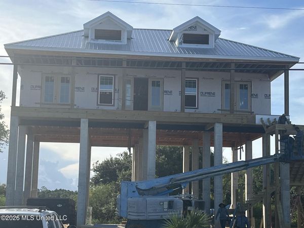 220 S Beach Boulevard, Waveland, MS 39576