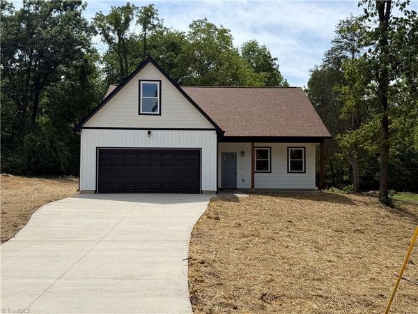 176 OLD FISHER FERRY Road , Thomasville, NC 27360