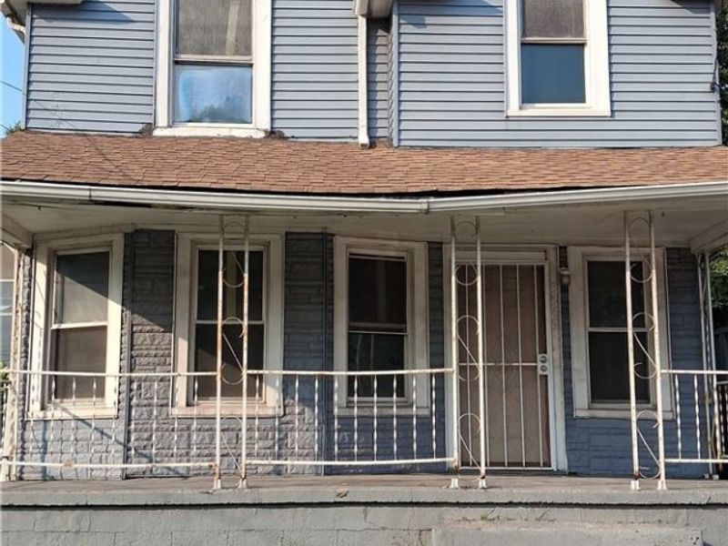3569 Independence Road, Cleveland, OH 44105 Photo 1