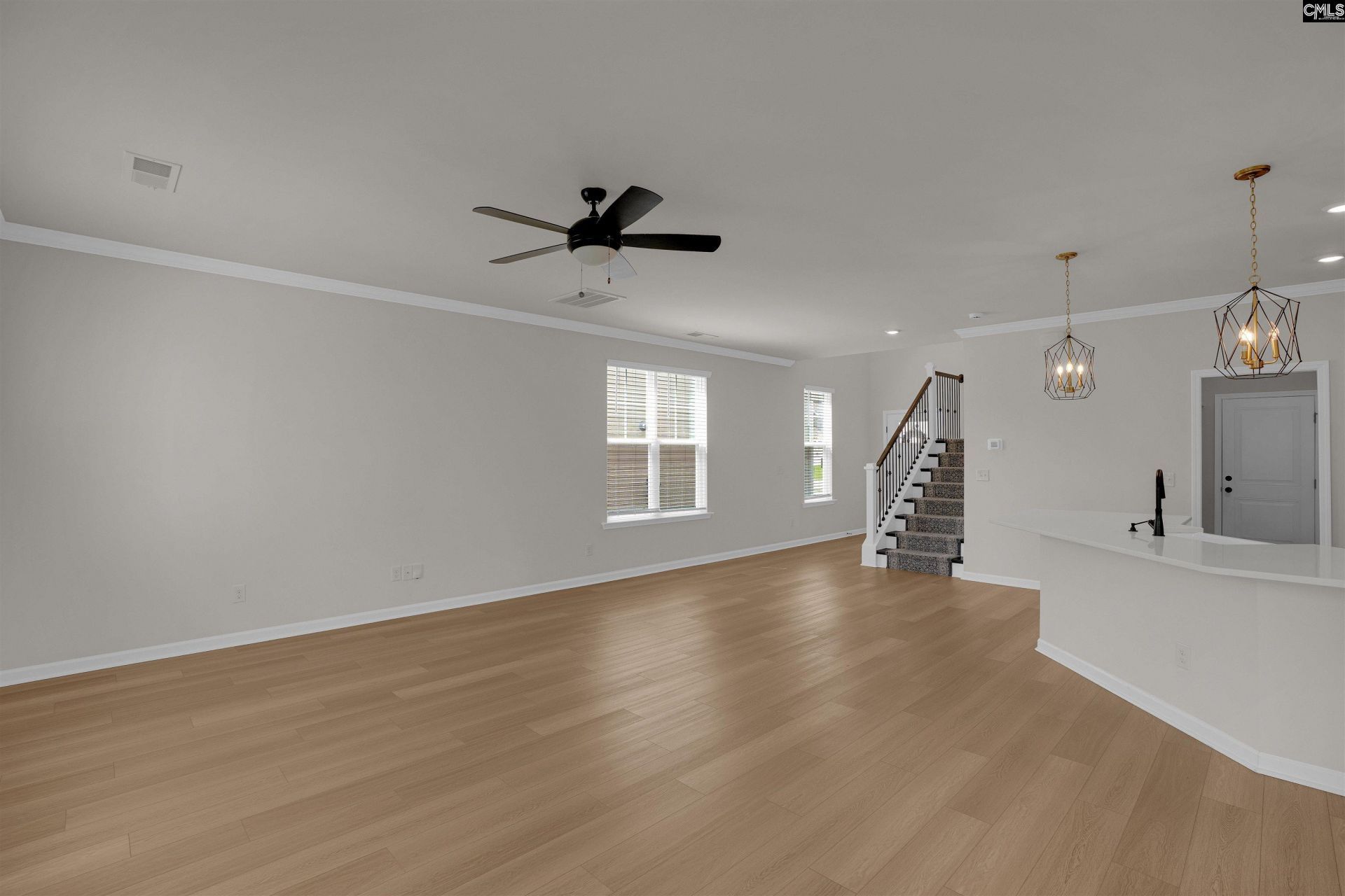 924 Windchase Way  Photo 9