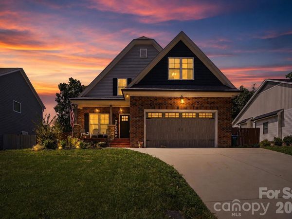 304 E Florida Avenue , Bessemer City, NC 28016