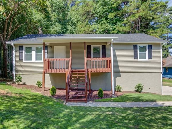 1381 Timbercrest Drive , Lawrenceville, GA 30045