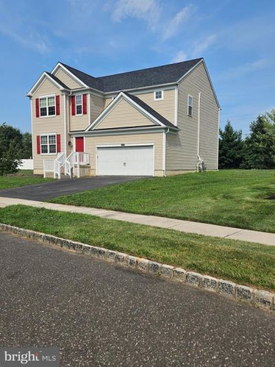 323 PIGOTT DRIVE  Florence, NJ 