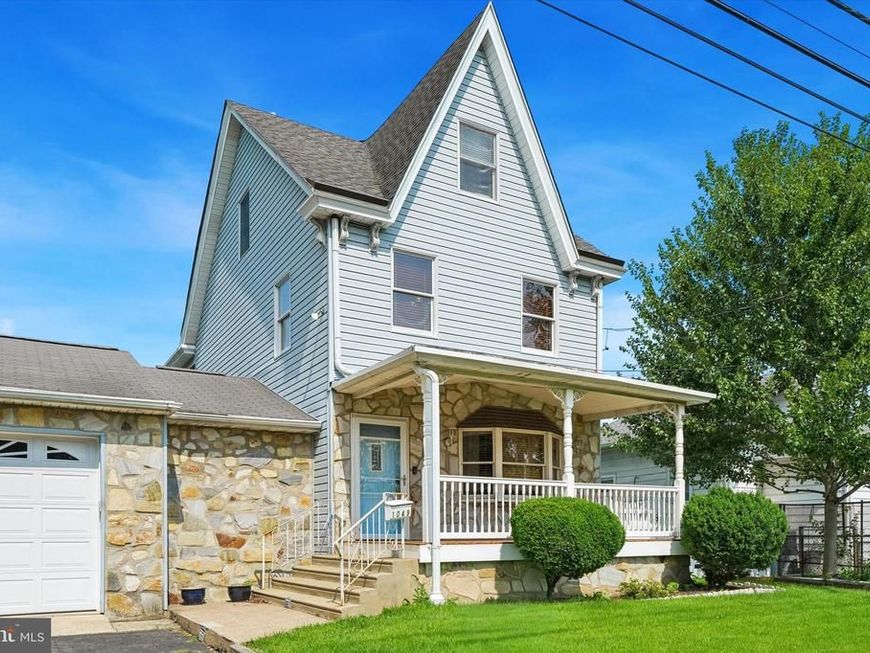 1049 Richardson Avenue, Bensalem, PA 19020 Main Photo