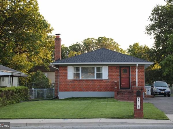 6215 AUTH ROAD, SUITLAND, MD 20746