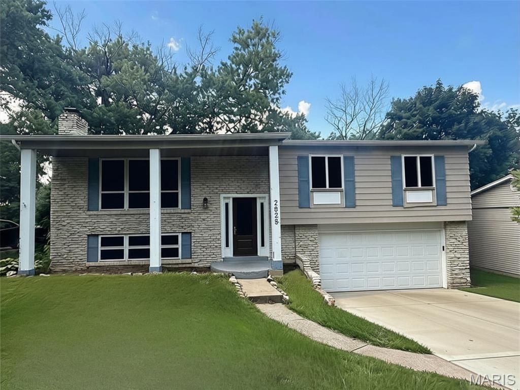 2825 Gettysburg Estates Drive , Saint Louis, MO 63129 Main Photo