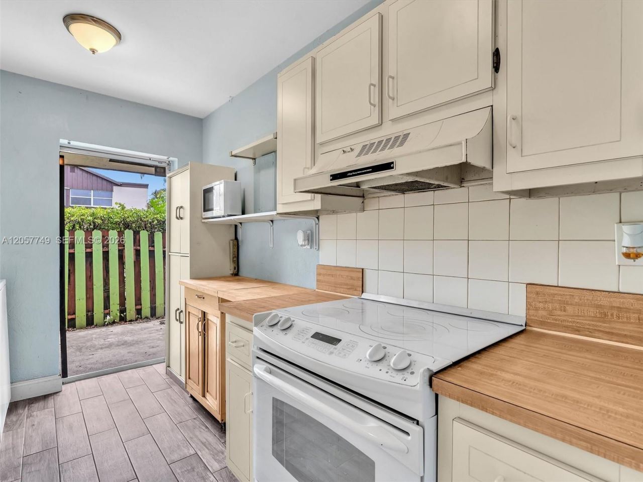 3201 NW 4th Ter , Unit 71, Pompano Beach, FL 33064 Photo