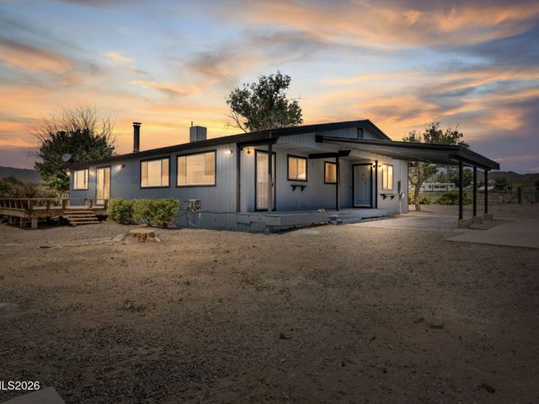 9025 Iroquois Trail, Stagecoach, NV 89429