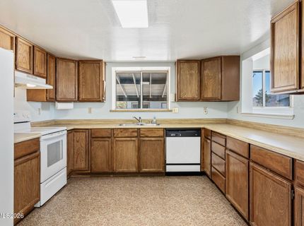 9025 Iroquois Trail, Stagecoach, NV 89429 Photo