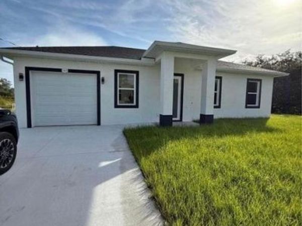 1832 Lindsay ST , LEHIGH ACRES, FL 33972