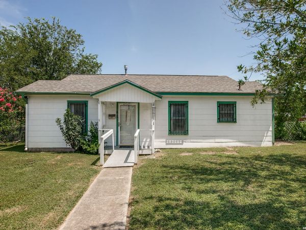202 WAUGH ST, San Antonio, TX 78223