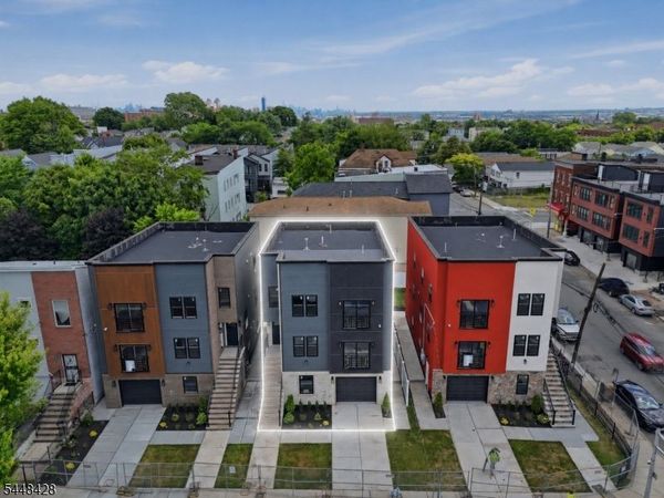 434 S 10Th St, Newark, NJ 07103