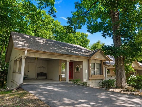 44 ESMERALDA Place, Hot Springs Village, AR 71909
