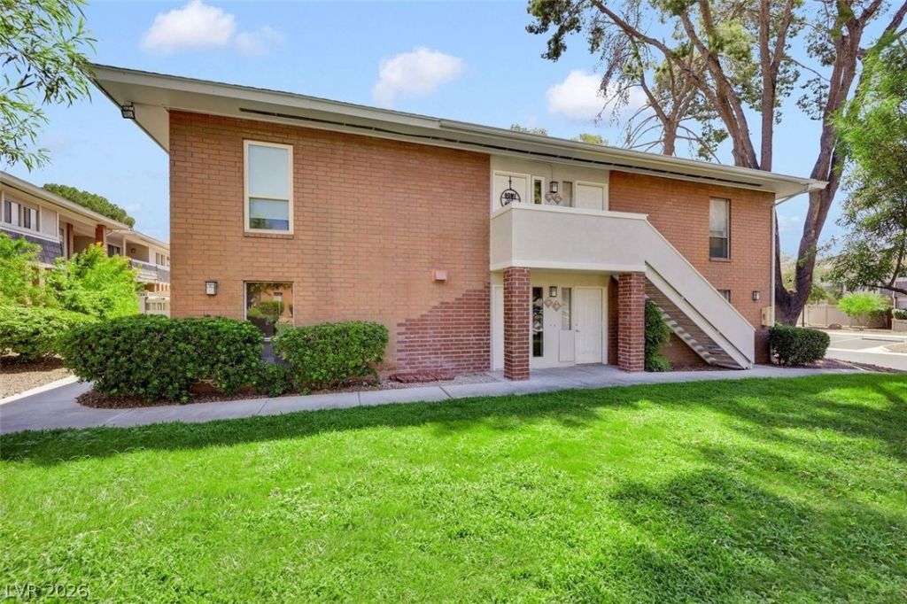 634 Oakmont Avenue, Las Vegas, NV 89109