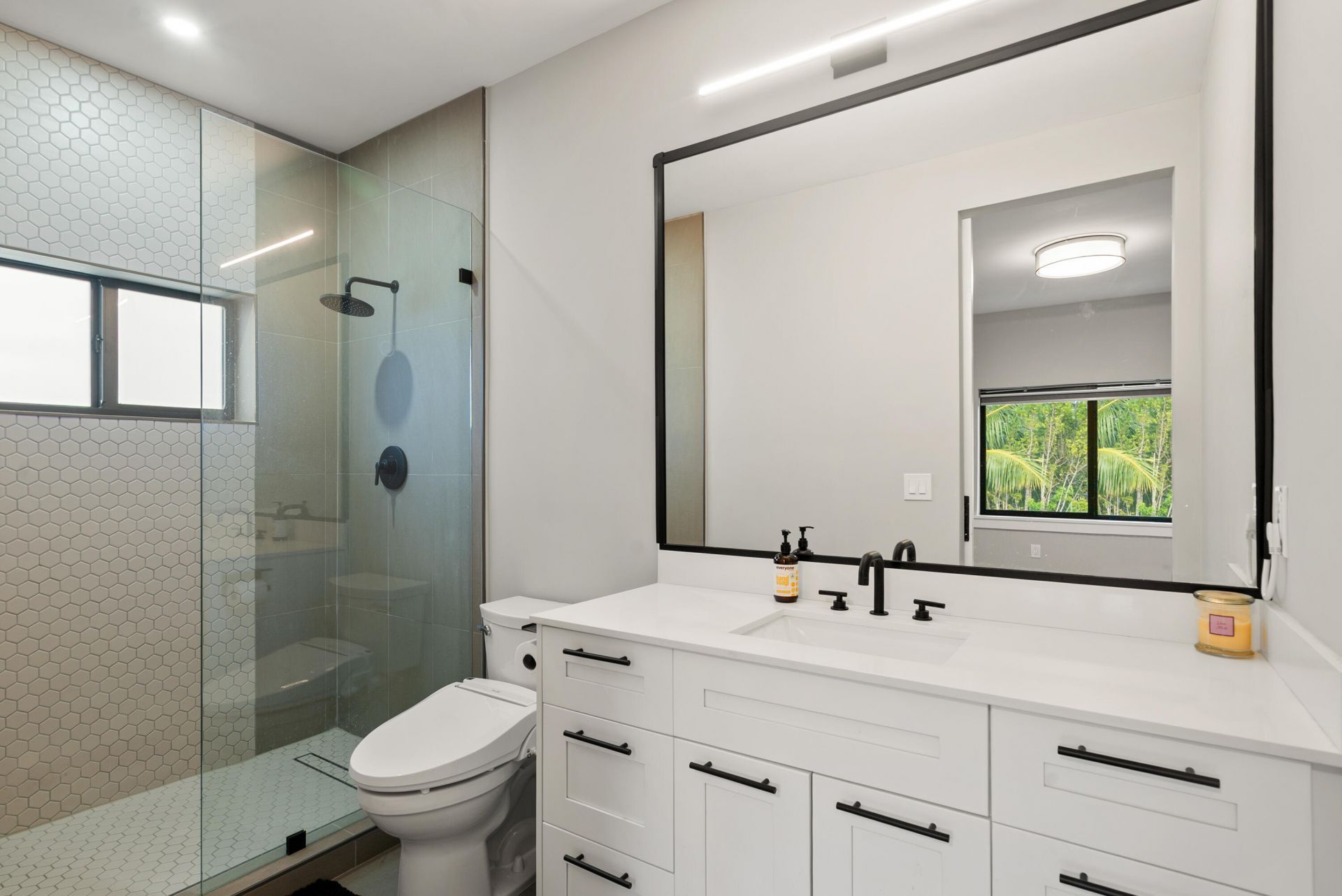 13 Coral Way, Key Largo, FL 33037 Photo