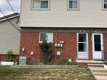 20817 Washington , Roseville, MI 48066
